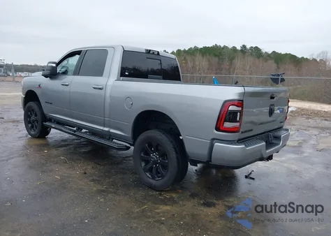 2023 Ram 2500 Laramie 4X4 6'4 Box z USA, uszkodzony, nr VIN 3C6UR5FLXPG629512